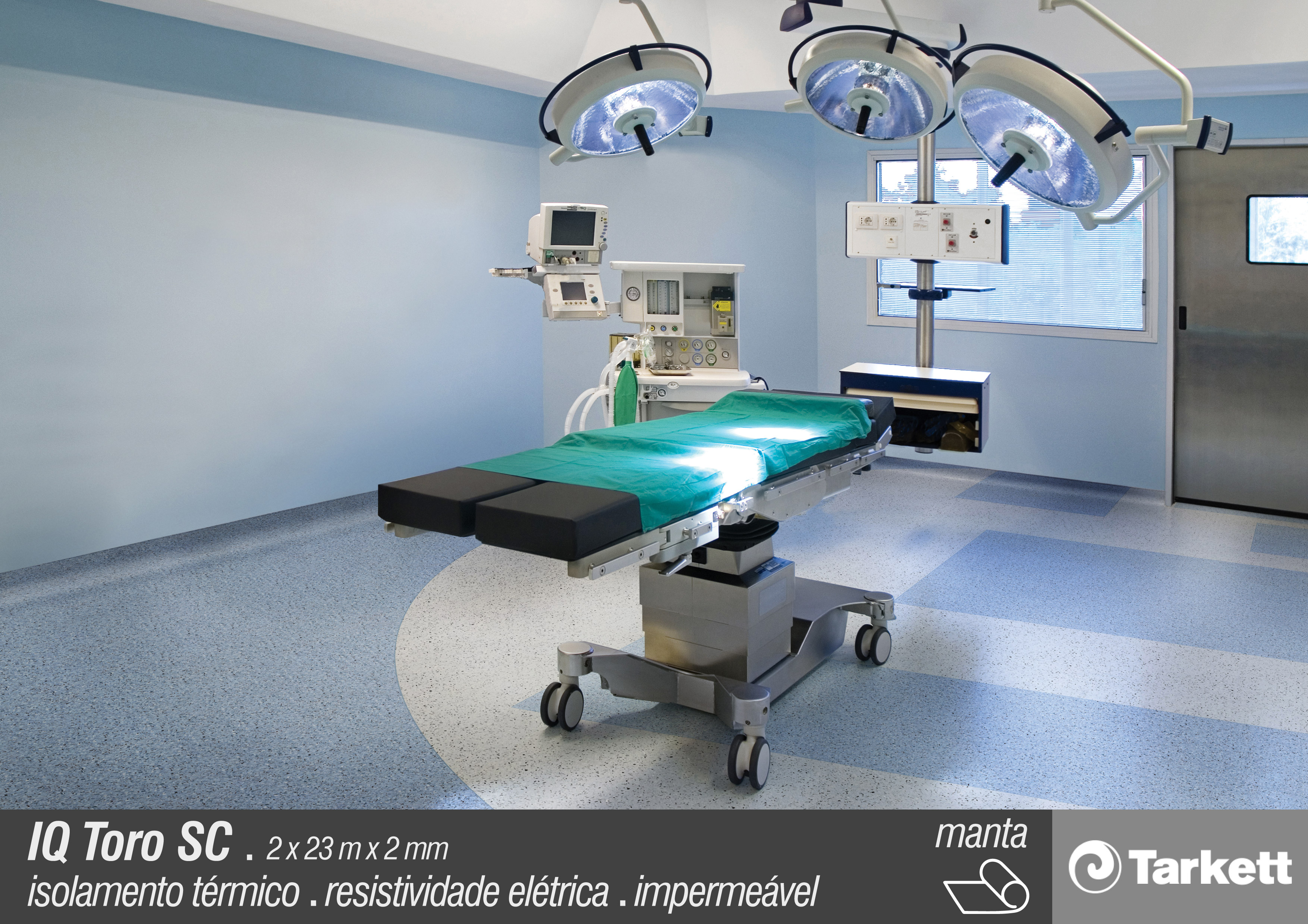 A linha de pisos vinílicos em mantas homogêneas Tarkett iQ Toro SC® é um piso vinílico em mantas homogêneo e condutivo e conta com tecnologia iQ PUR, que proporciona excelente resistência à abrasão e maior facilidade de limpeza.